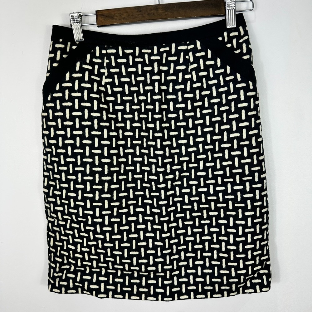 Talbots Wool Pencil Skirt Womens 6P Black White‎ Geometric Print Quiet Luxury